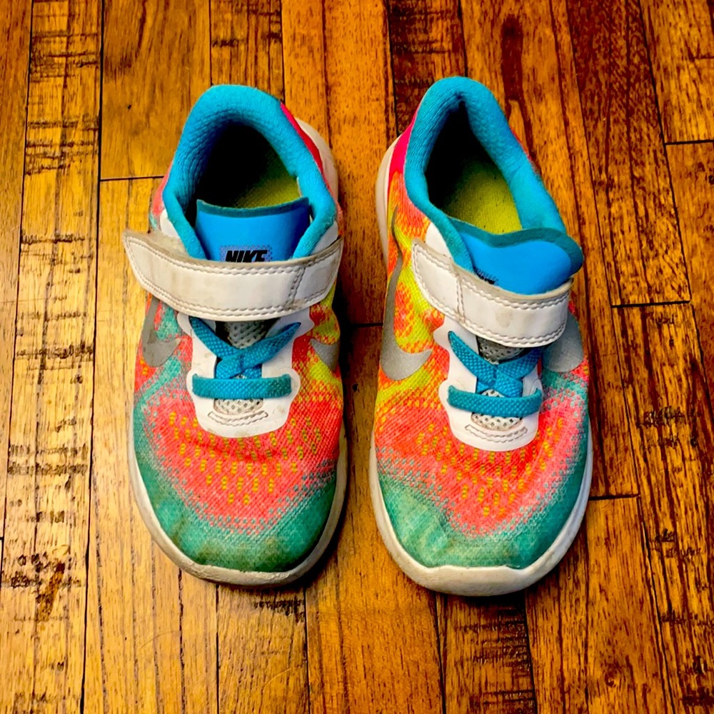 Girls size 9 Nikes